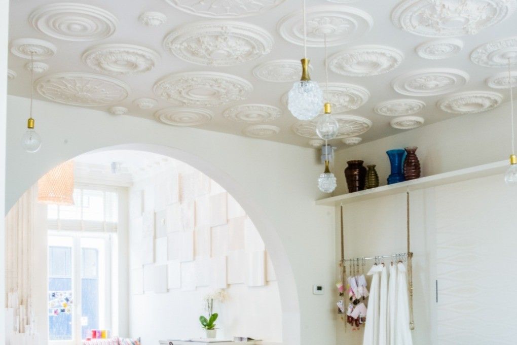 Small Ceiling Roses Mini Decorative With Uk Delivery - How Do You Put Up A Plaster Ceiling Rose