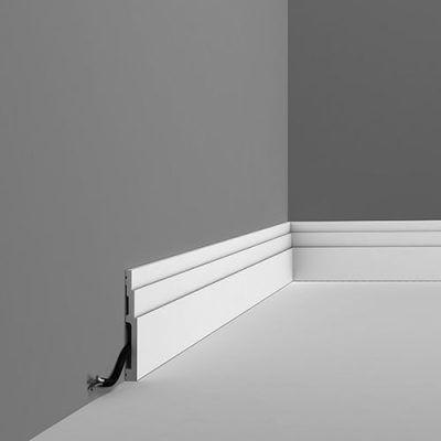 SX180 Contemporary stepped skirting board
