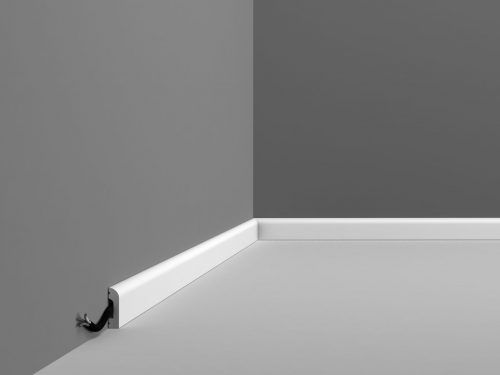 SX182 small plain contemporary skirting