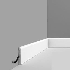 SX184 modern skirting board