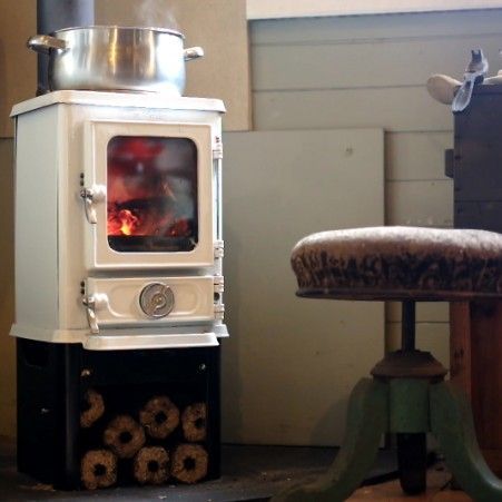 The Small Wood Cook Stove from Salamander Stoves